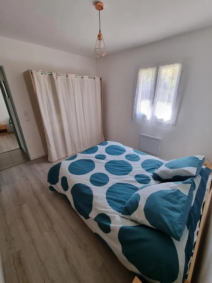 Apartment Location Vacances T4 Bas De Villa Toulon